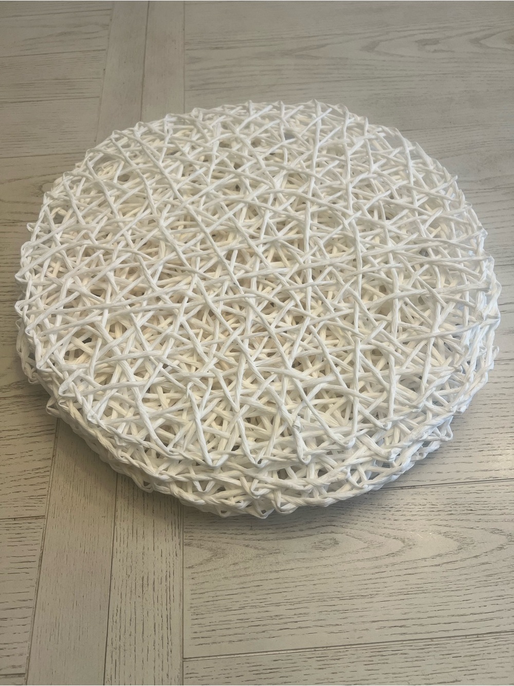 White Woven Round 15” Placemats- Set of 8